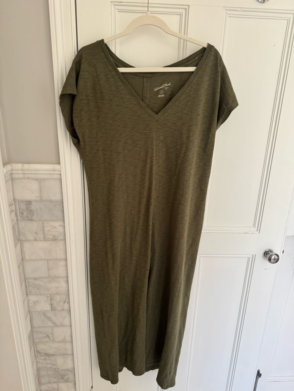Universal Thread Olive Green V-Neck Tee Dress
